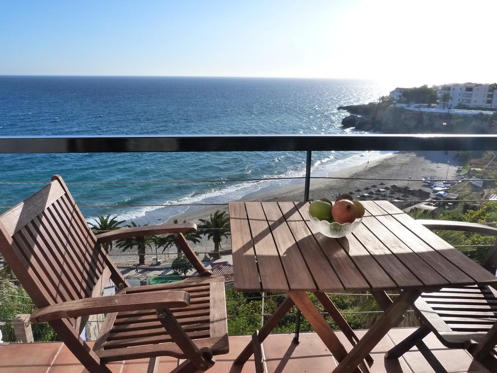 El Salon, Nerja Bluewater Villas Εξωτερικό φωτογραφία